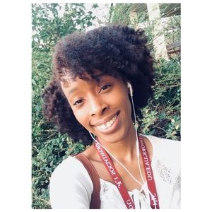 Meet your Posher, Ashley